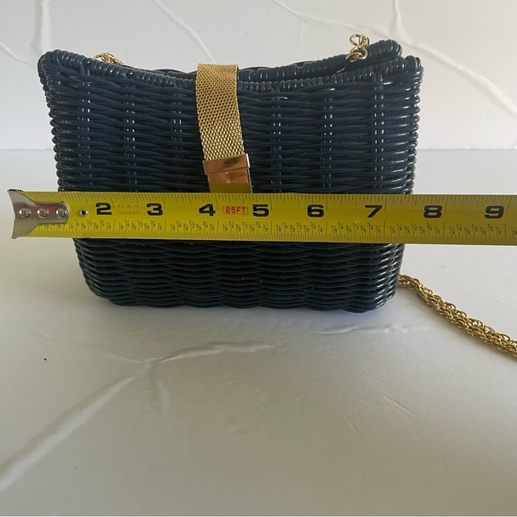 Vintage Au Courant Woven Basket Shoulder Purse Navy Blue w/ Gold Details - Picture 12 of 16